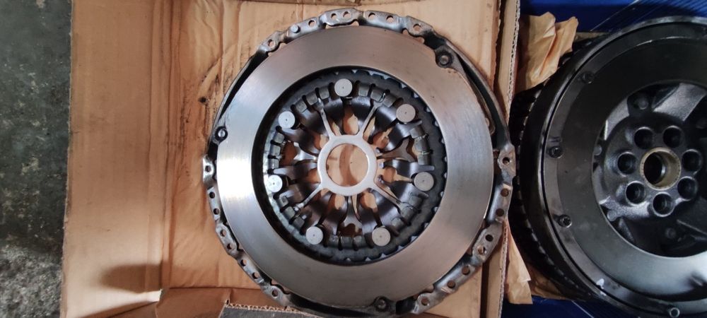 Комплект съединител.