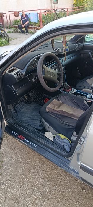 Продам ауди 100 с4