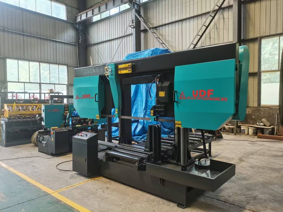 Fierastrau cu banda UDF GB4280