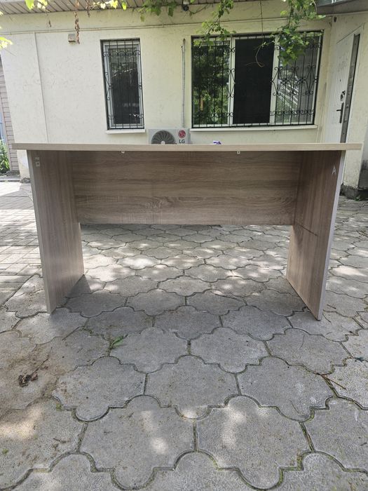 Столы для офиса и дома