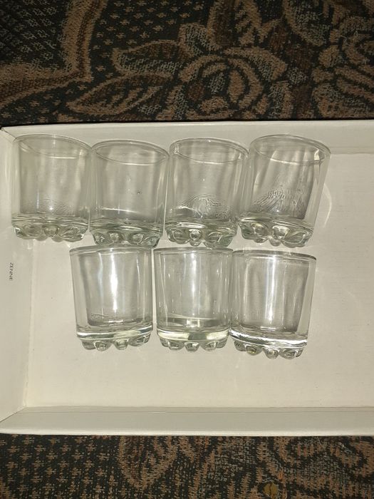 Продам наборы рюмок.