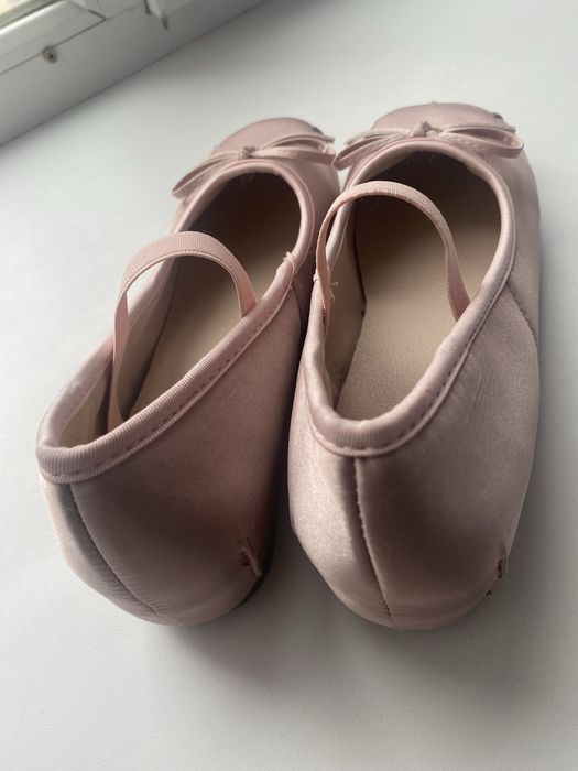 Продам балетки новые