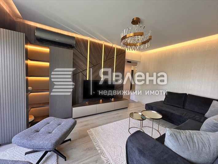 Дава се под наем Двустаен апартамент в София, Докторски паметник - 60 кв.м за 1300 € - Снимка #3