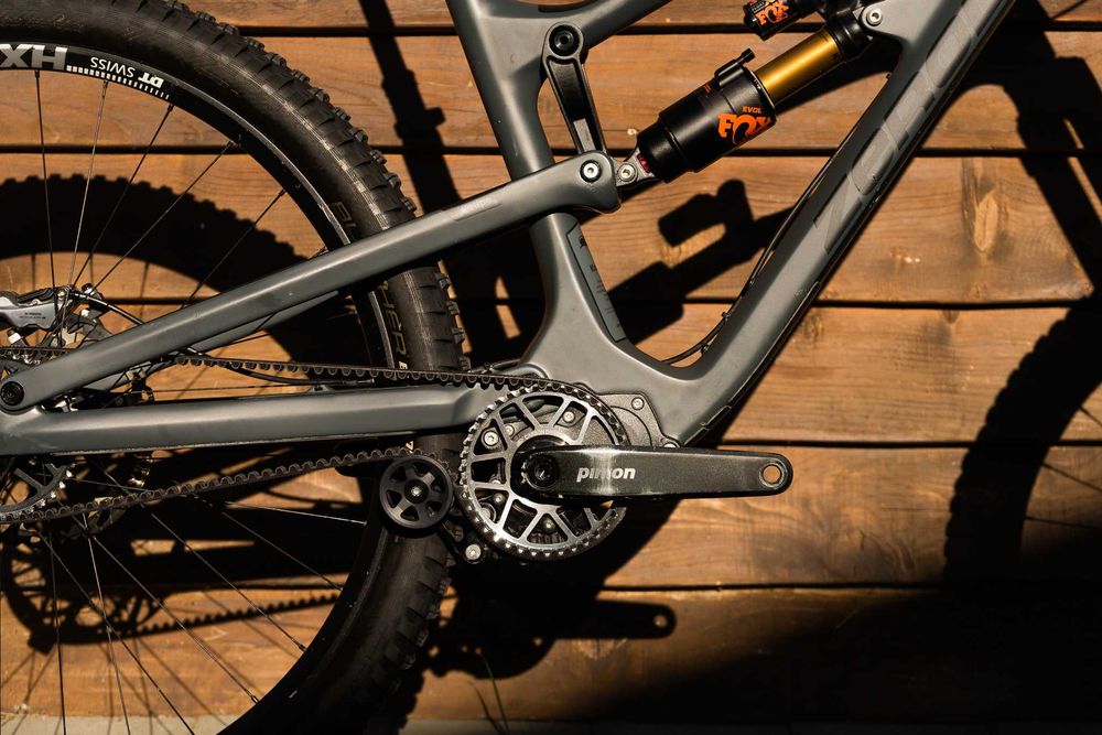 Bicicleta de enduro Zerode Katipo L