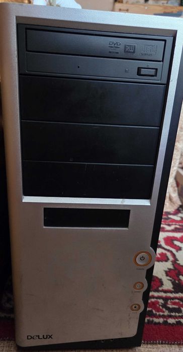 Настолни компютри с WINDOWS 7