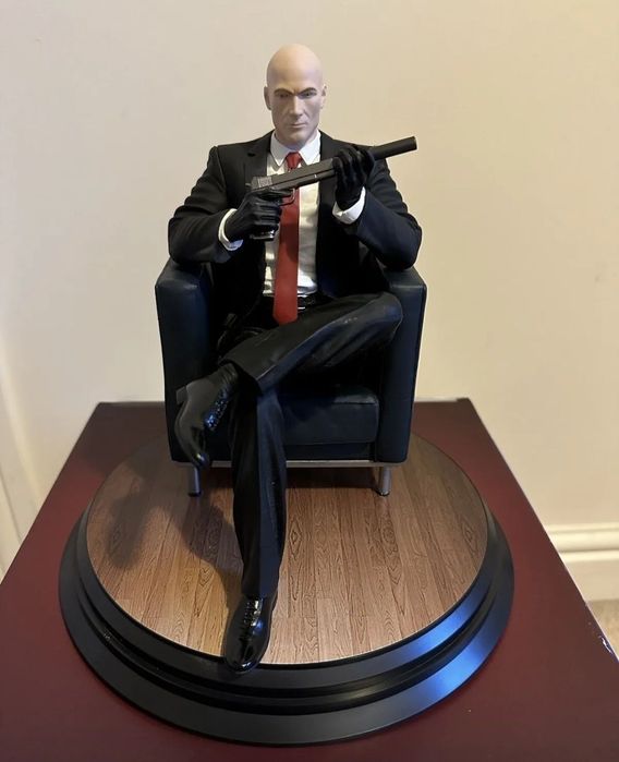 Hitman Collectors edition, Agent 47 , suitcase PS4