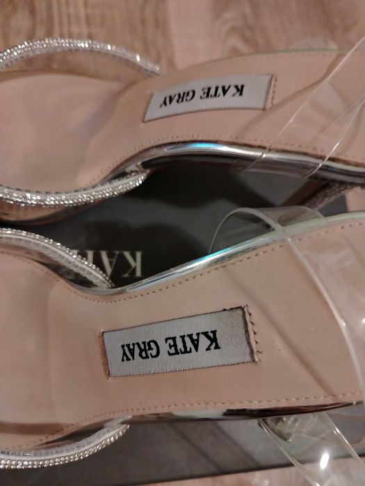 Официални обувки на ток