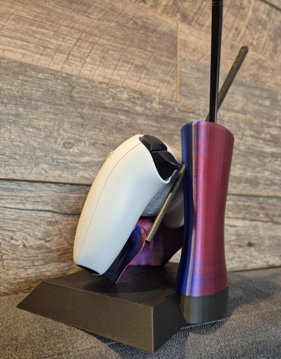 Стойки за джойстик и слушалки. Подарък за мъж.Органайзер за PS5