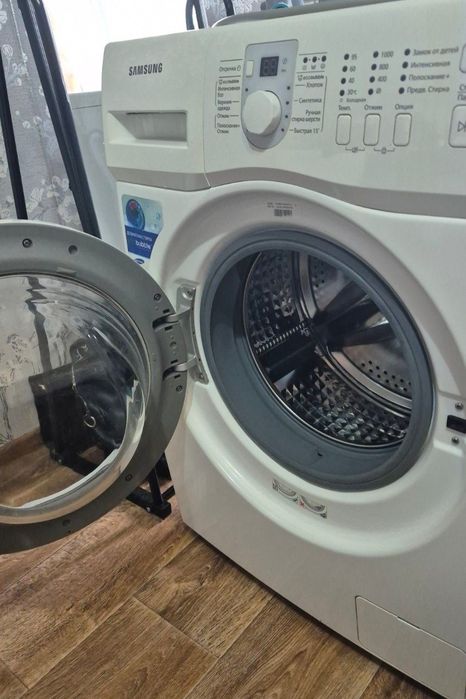 Продаётся стиральная машина Samsung