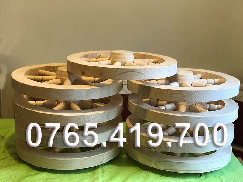 Roata din lemn cu manere - roata de lemn -roti rustice din lemn Craiova ...