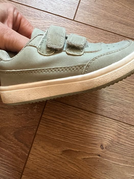 Кецове -зелени -22 н -до 28 н има обувки