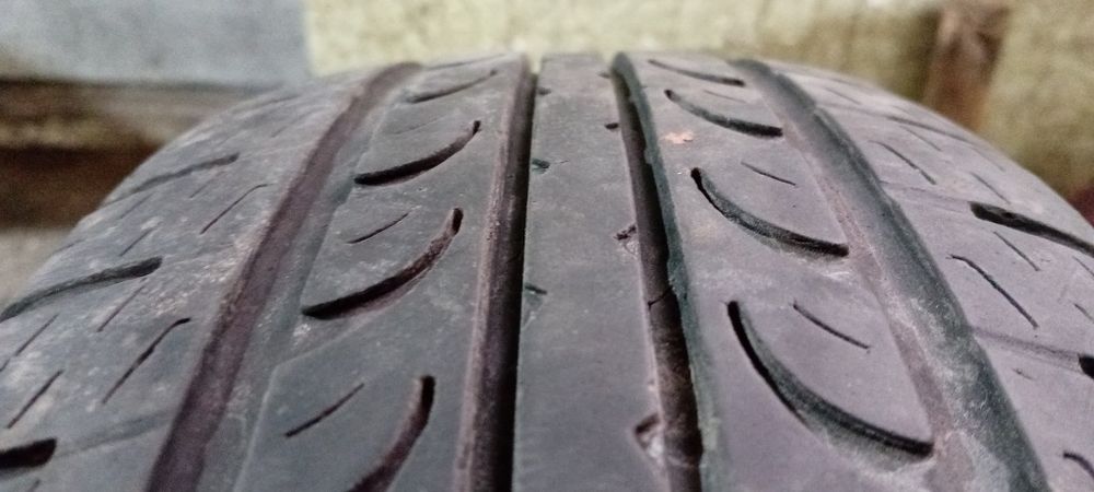 Продам комплект летней резины