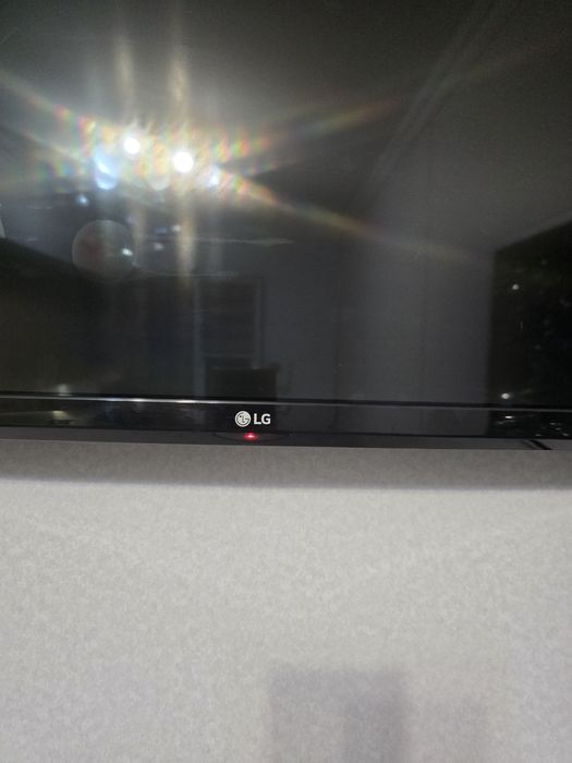 Продам телевизор