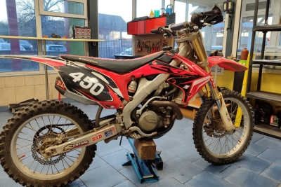 Сервиз и Ремонт на  Мотори