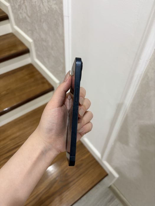 Продается Айфон 13