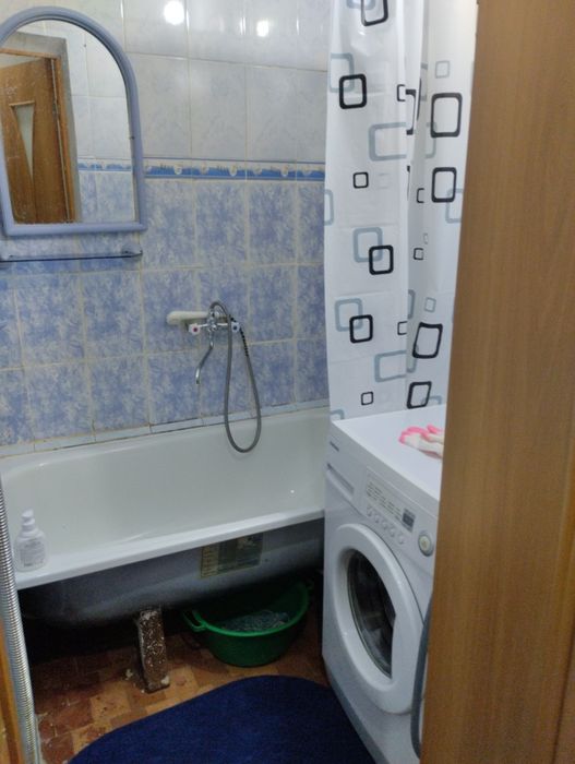 Сдам 2-х командировачным 4 мкр