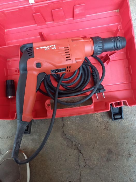 Hilti ST 18  електрически винтоверт