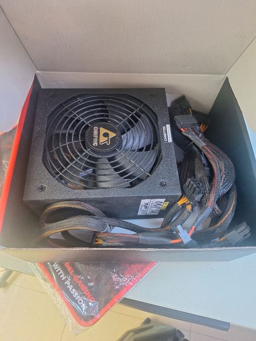 Захранване CHIEFTEC-GPS-750C - 750 W