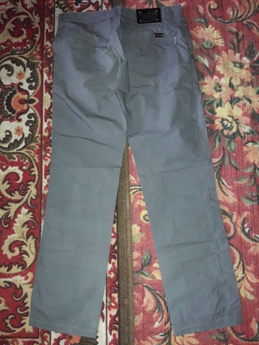 Продаються брюки летние