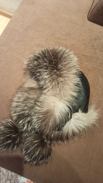 Шапка -ушанка с песцом