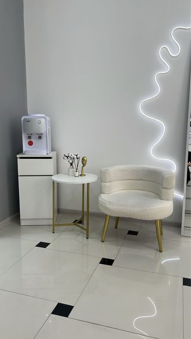 Продам тумбочку в хорошем состоянии
