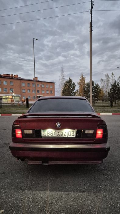 Срочно продам BMW E34