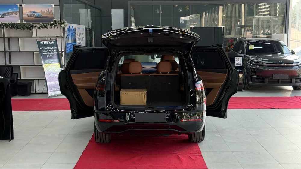 Denza N8L premium gibrid SUV