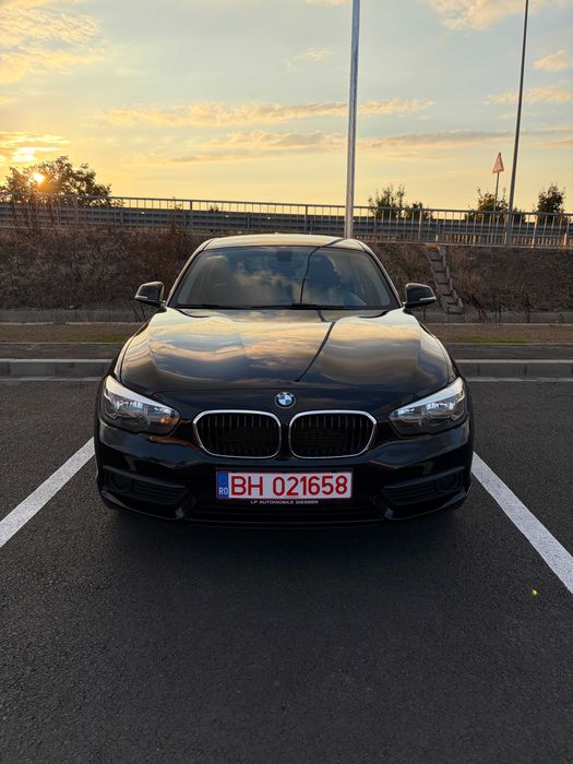 BMW 118i, 136000 km, 1.5 benzina, an 2018, origine Germania, distributie schimbata, disc ambreiaj + placa de presiune schimbate