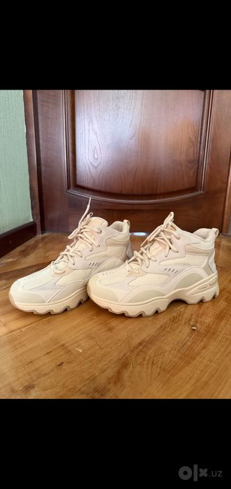 SKECHERS оригинал кроссовки новые