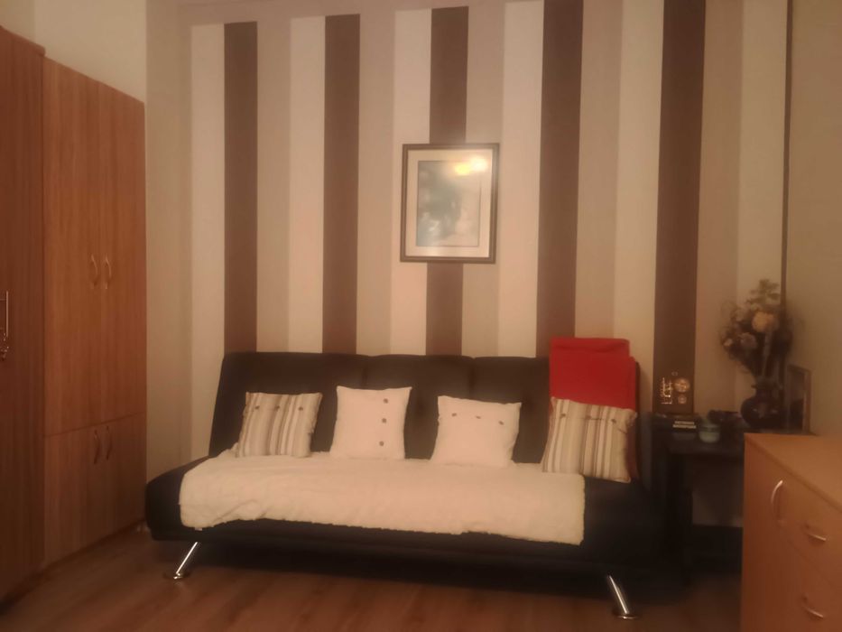 Продава се Двустаен апартамент в Шумен, Добруджански - 55 кв.м за 7 €/кв.м - Снимка #22