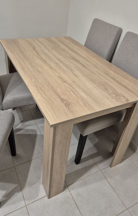 Маса       кухненска