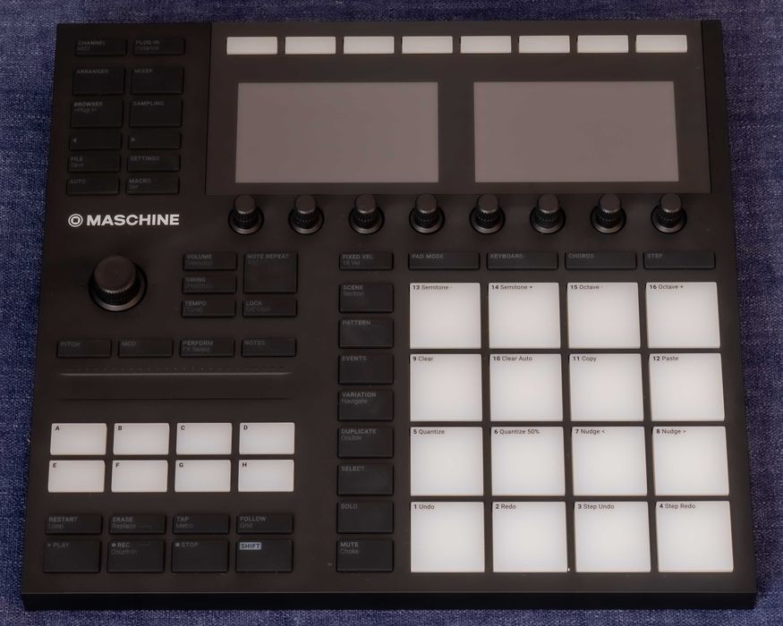 Native Instruments Maschine MK3 (practic nou)