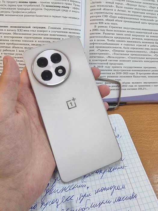 OnePlus 13r/ванплас 13р