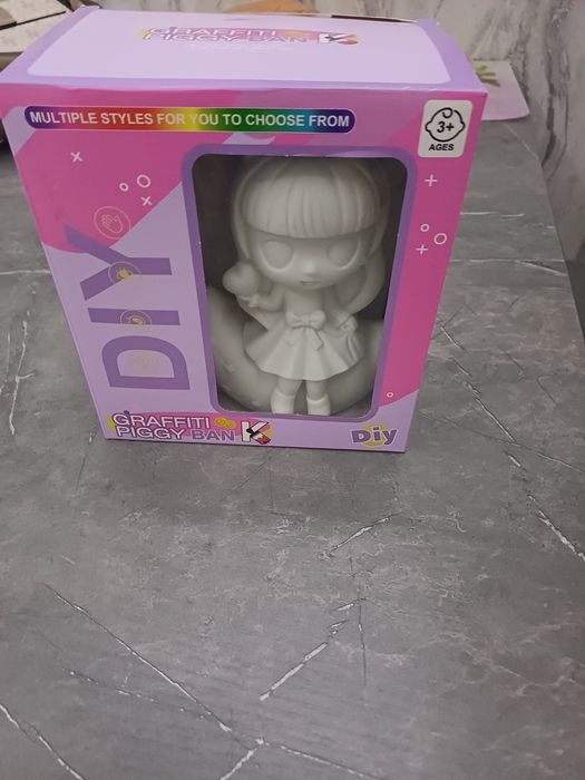 Продаётся фирменный музыкальный игрушка