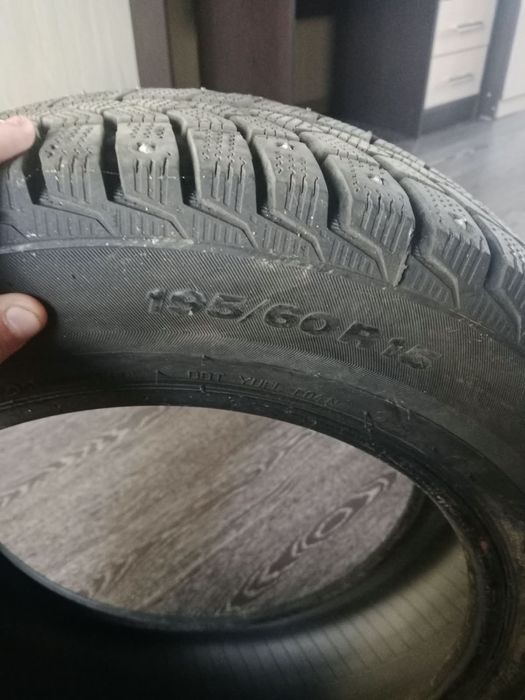 Продам шина с щипами