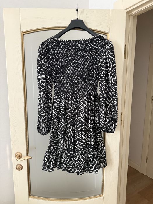 Оригинальное платье Michael Kors — размер М