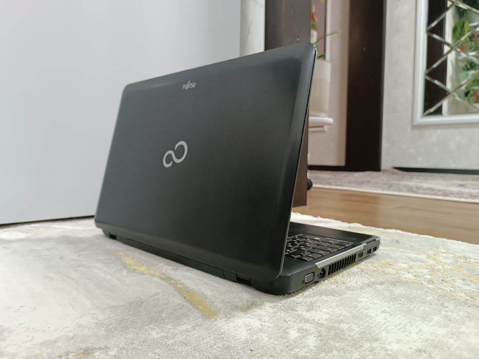 Ноутбук, ДЁШЕВО Windows 7.