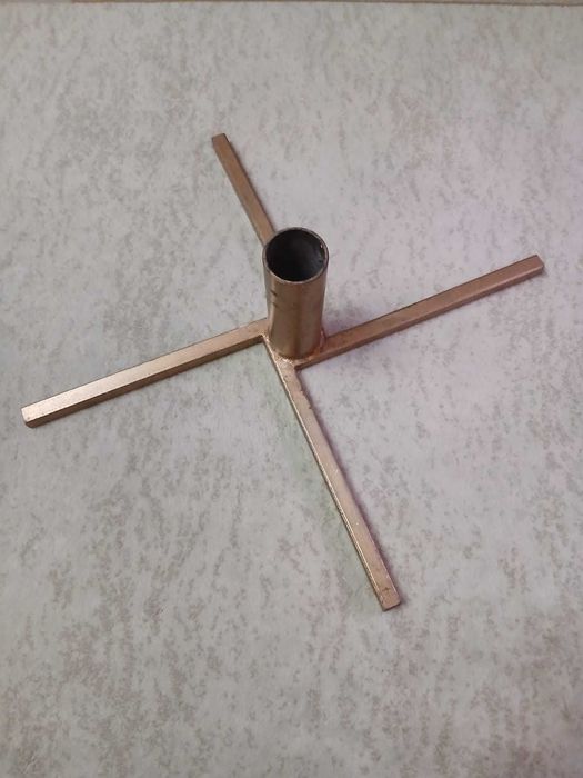 Крестовина (подставка) для елки