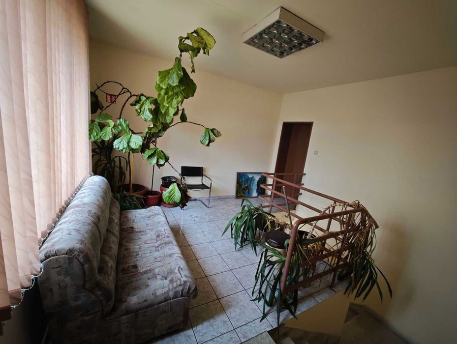 Дава се под наем Офис в Пловдив, Индустриална зона - Север - 17 кв.м за 263.16 € - Снимка #2