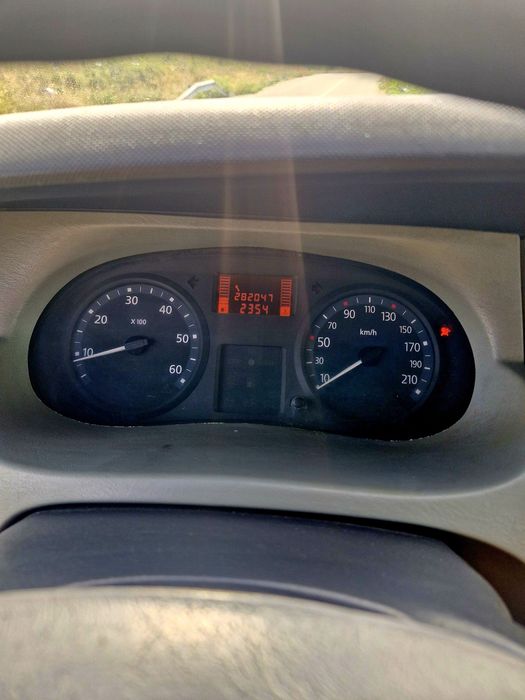 Renault trafic  2008
