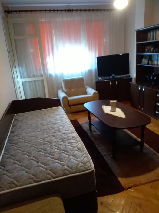 Дава се под наем Двустаен апартамент в Плевен, 9-ти квартал - 76 кв.м за 127.5 € - Снимка #6