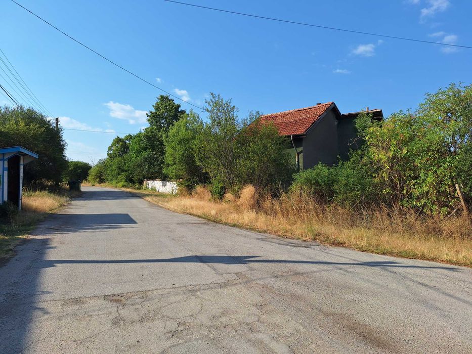 Продава се Къща в с. Видрица, Област Перник - 70 кв.м за 415 €/кв.м - Снимка #1