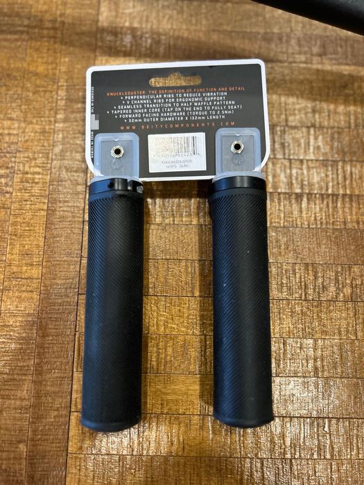 Angrenaj SRAM GX Eagle nou si ghidon Specialized cu pipa