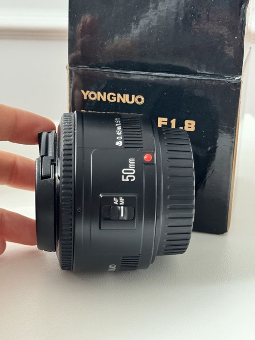 Объектив YongNuo 50mm f 1.8