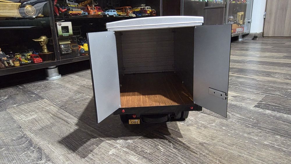 Harley-Davidson Highway 61
International Delivery Truck 1948 1/16 High