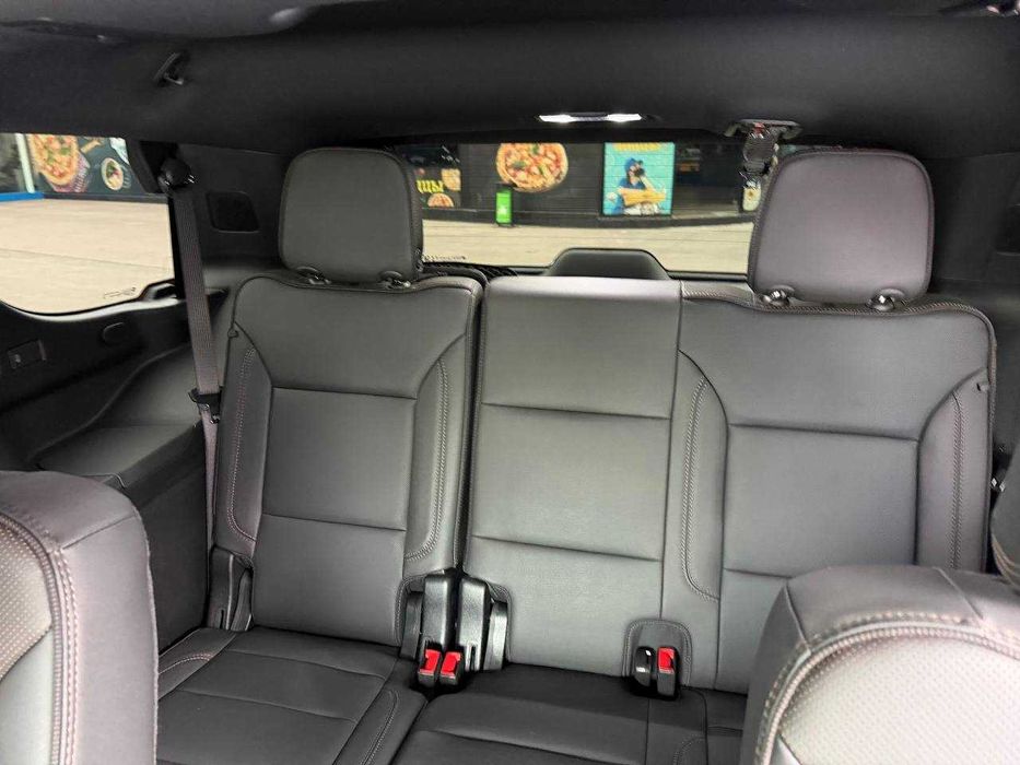 Chevrolet Tahoe 2025 — 7