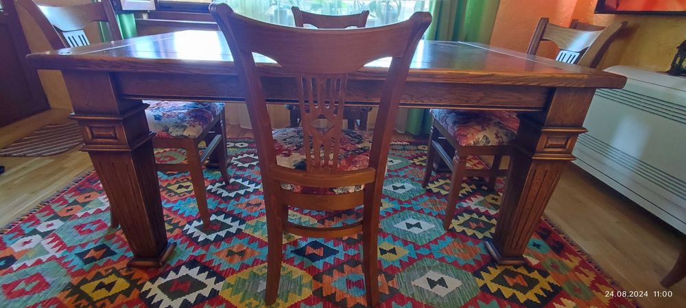 Маса и столове масив