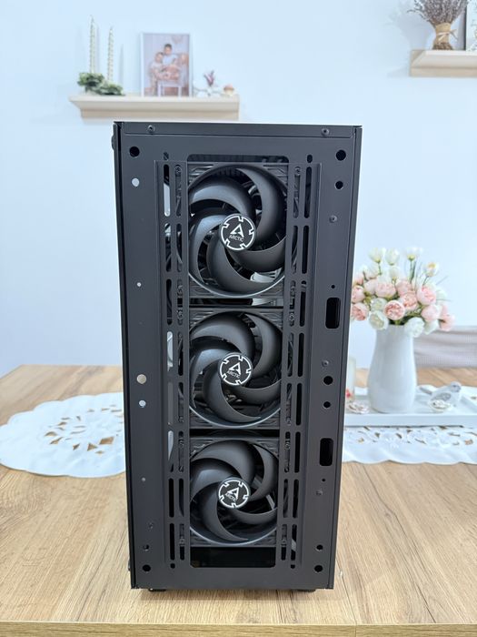 PC Gaming High-End, RX7800XT 16GB, Ryzen 5 7600X, 32GB DDR5