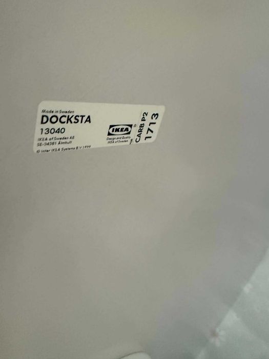 Masă rotundă IKEA DOCKSTA albă Ø103 cm – stare bună