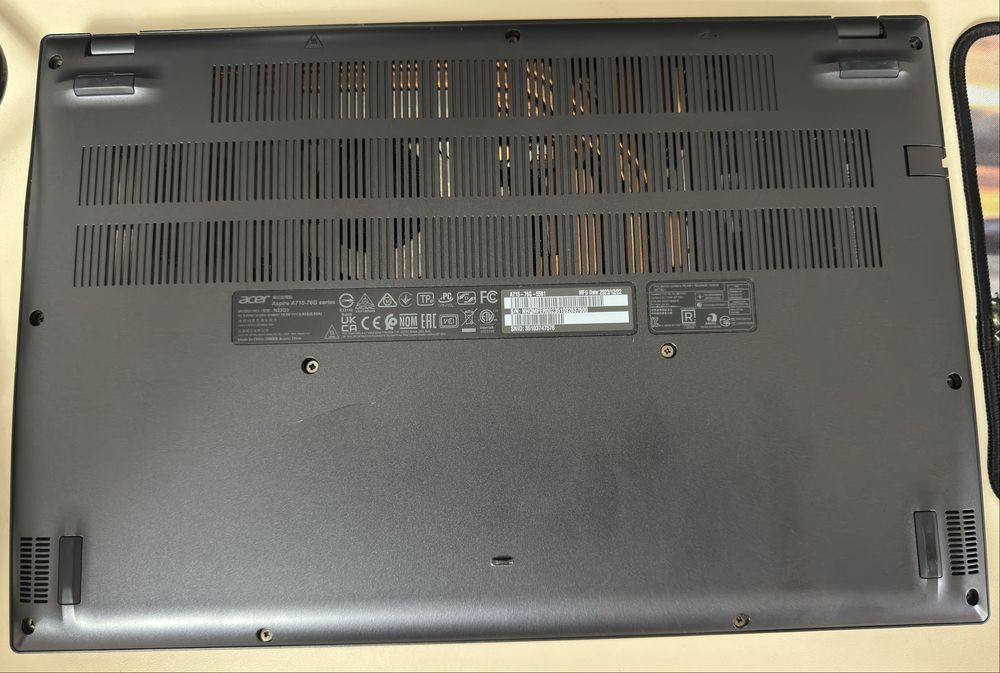 Срочно продам ноутбук